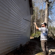 Extreme-Mold-Removal-Soft-Wash-Vinyl-Siding-Cantonment-Florida 2